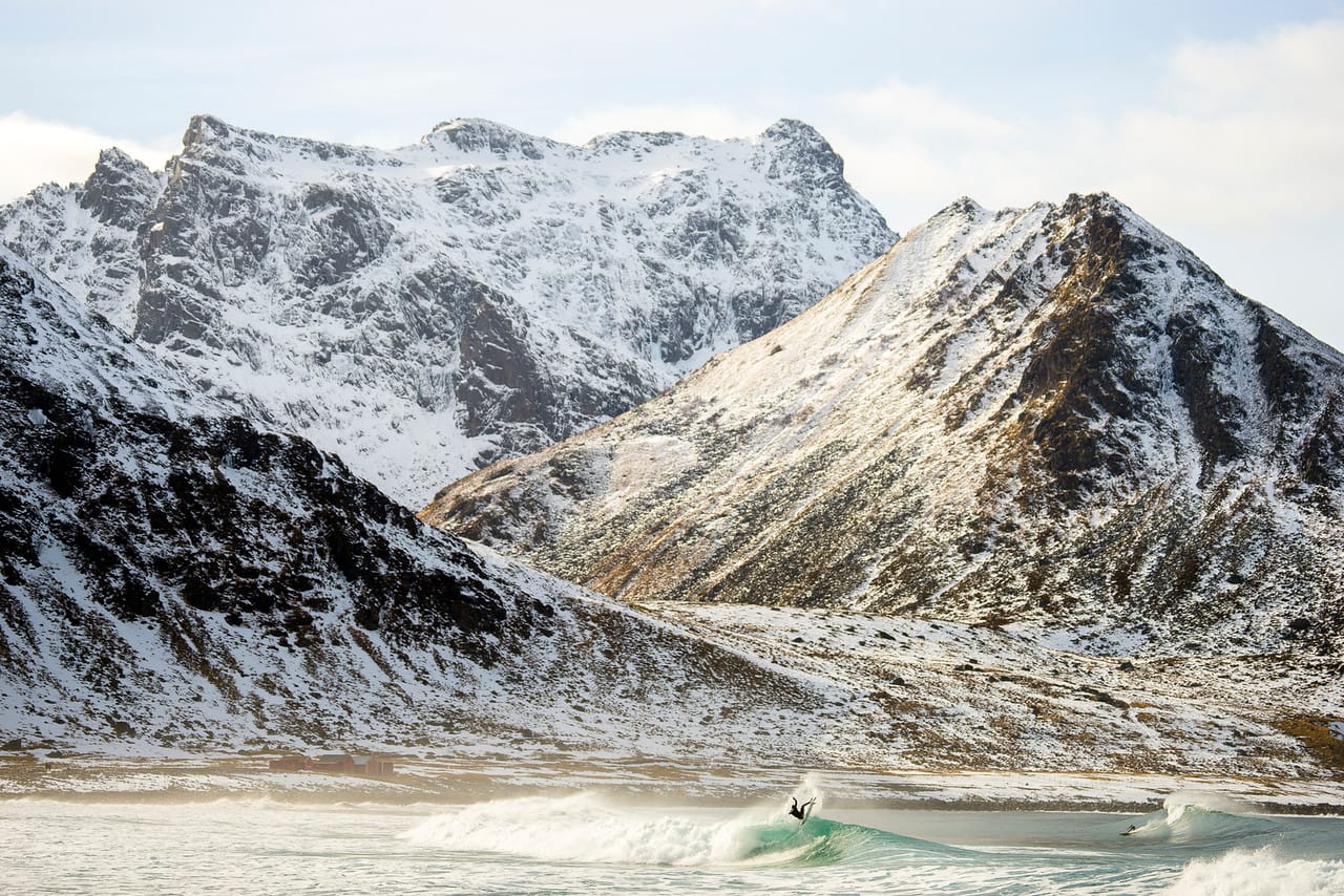 "2014, CHRIS BURKARD, NORWAY, WINTER, SURFING"