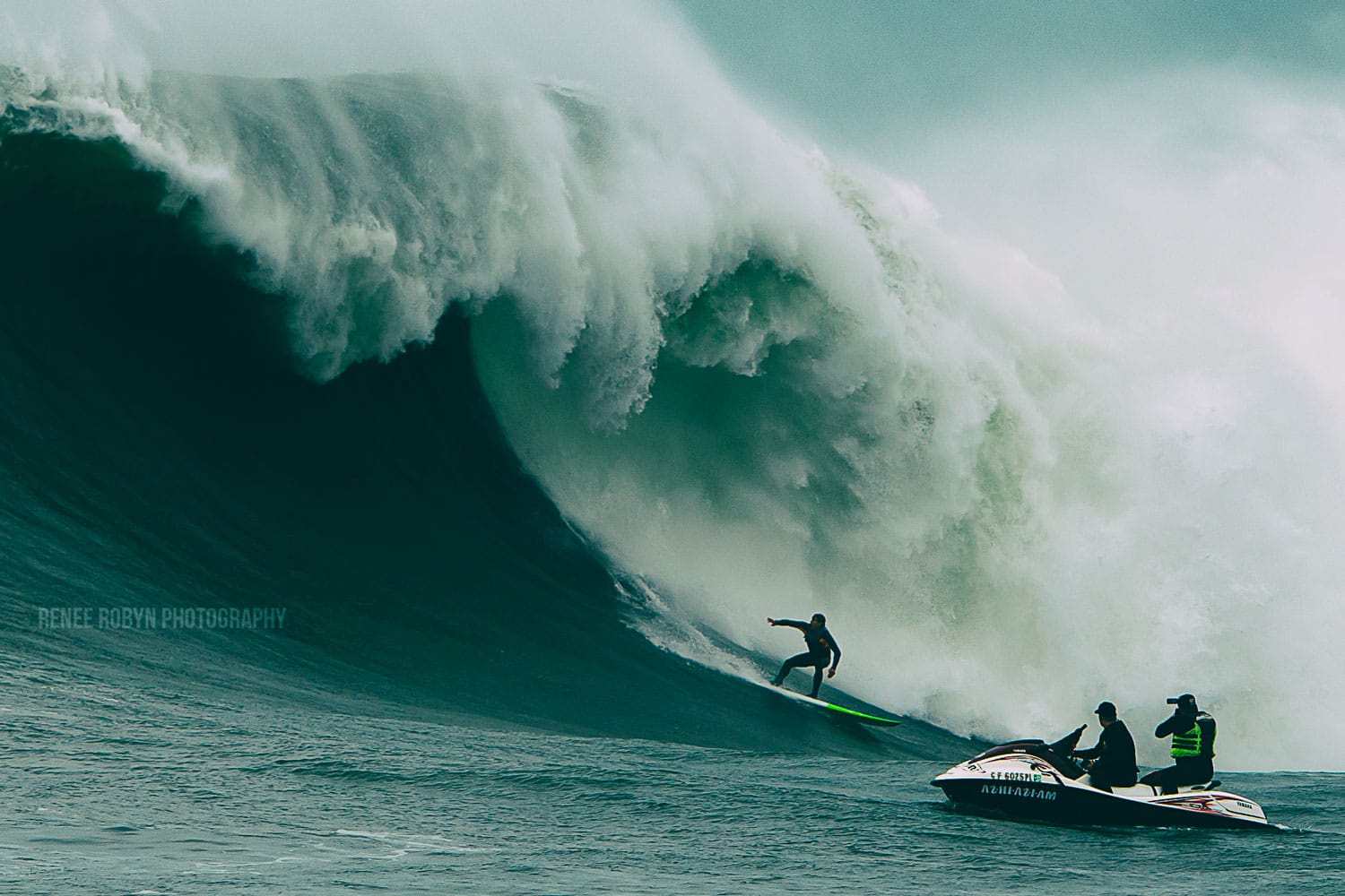 Mavericks Wave Renee Robyn 13
