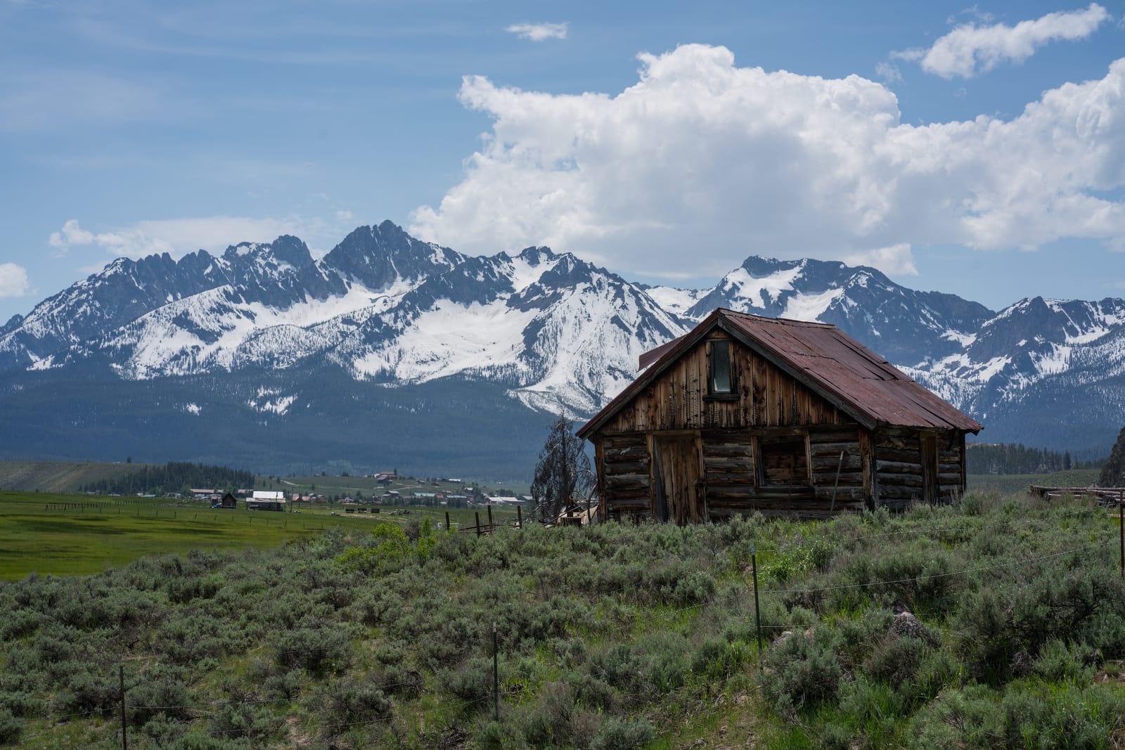 9 Must-See Destinations in Idaho During the Spring