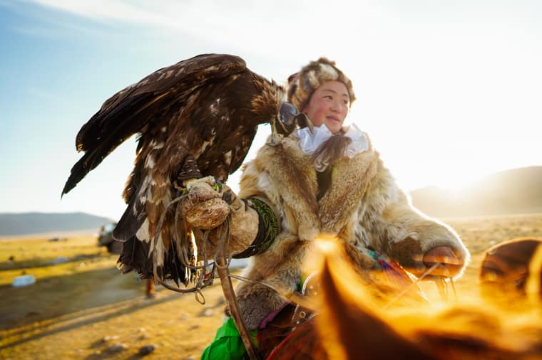 The 13-Year Old Mongolian Eagle Huntress Competing Against Men (And Winning)
